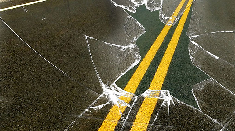 Woman dies, children injured in Virginia crash - Vimarsana News